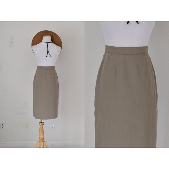 Vintage 90s Poly/Rayon Pale Olive Skirt size 8 | 26 waist - Picture 1 of 8